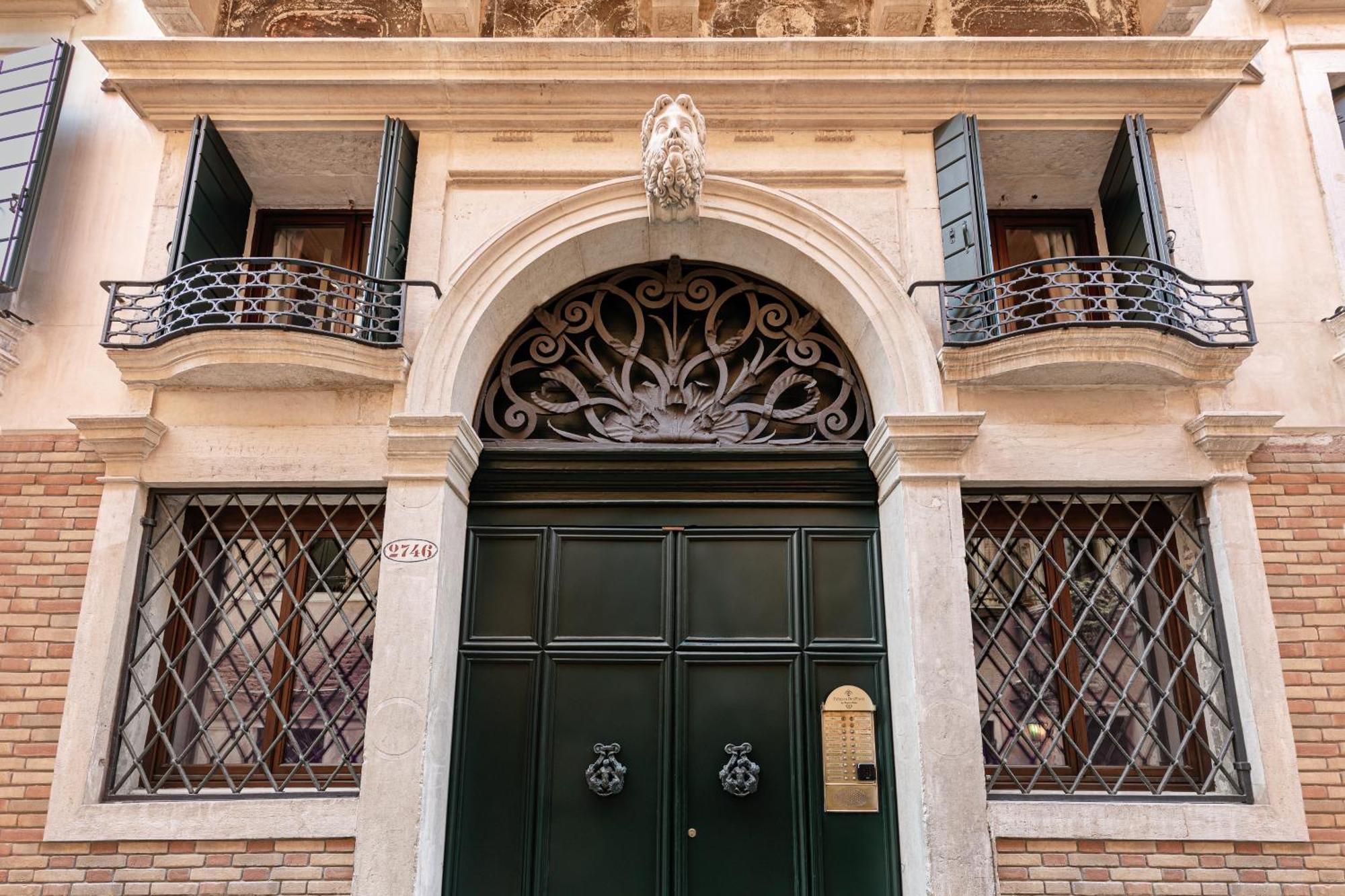 Palazzo Dei Fiori By Room Mate Venedig Exteriör bild